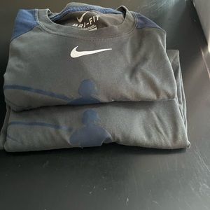 Set of 2 Nike Baseball Wicking Shirts
